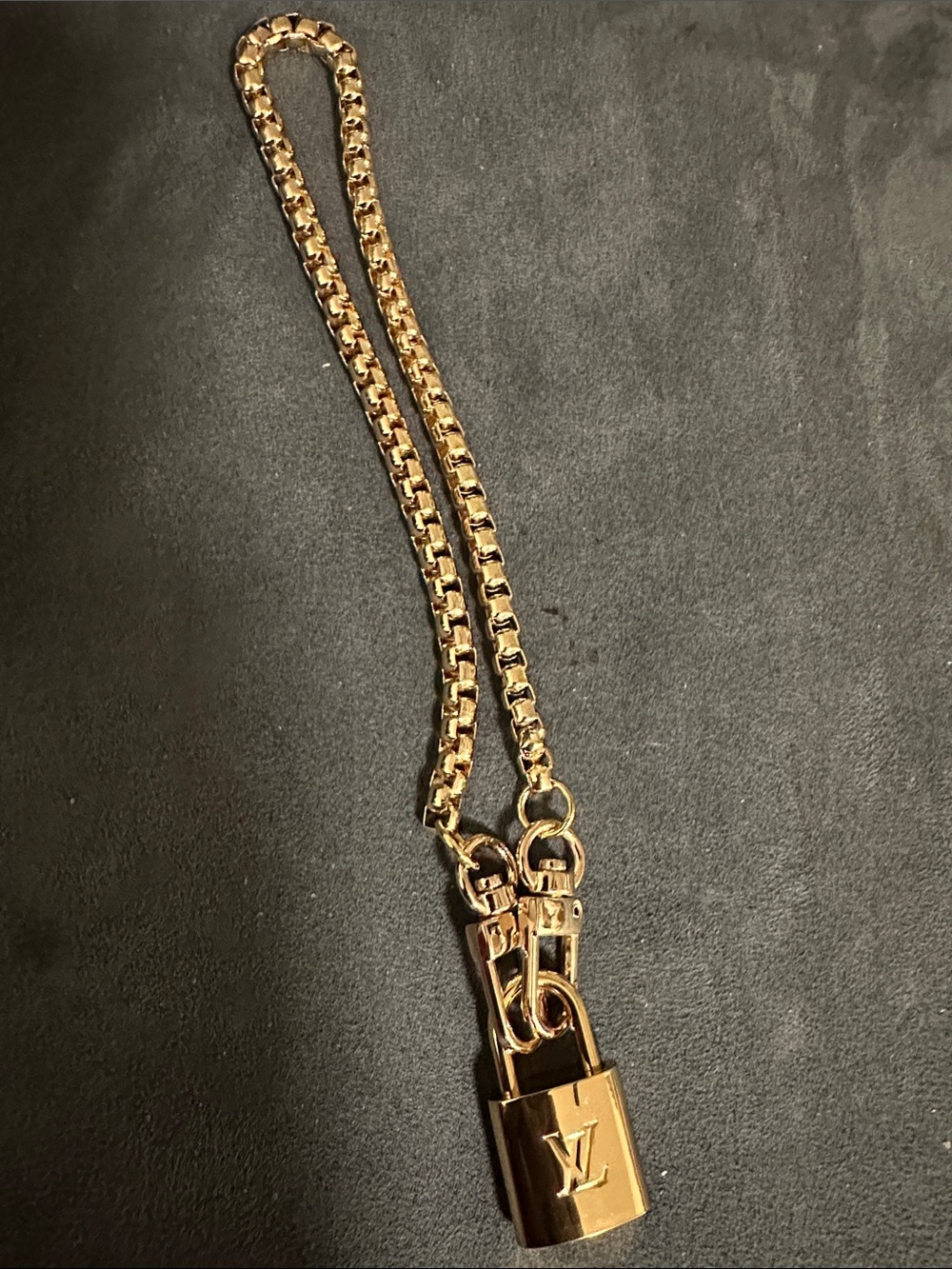Louis Vuitton Gold Padlock Necklace - Picture 6 of 7